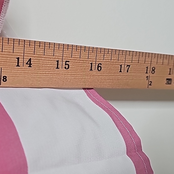 5/25 ❤️ Fantastic Fawn Pink and White Striped Crop Top with Attached Sleeves - Picture 4 of 6